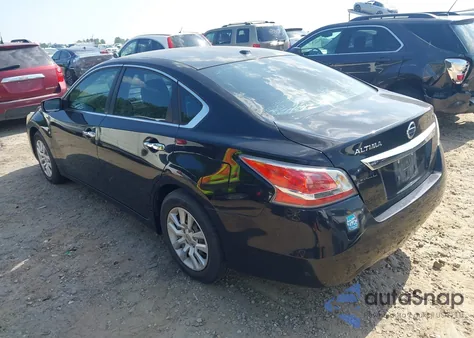 2015 Nissan Altima 2.5/2.5 S/2.5 Sl/2.5 Sv from USA, damaged, VIN 1N4AL3AP8FN322668